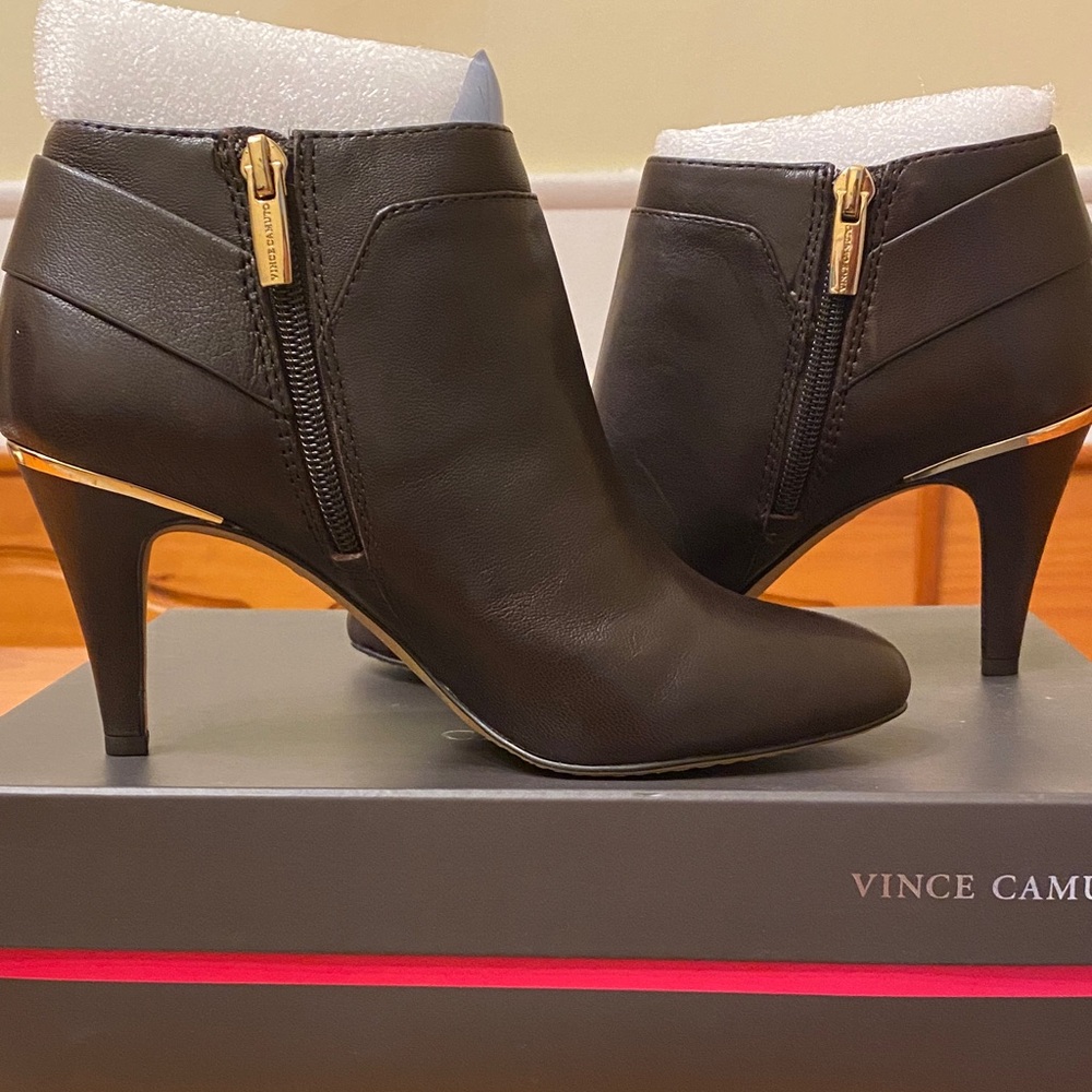 Vince Camuto Women's Brown Ankle Booties - Picture 8 of 11